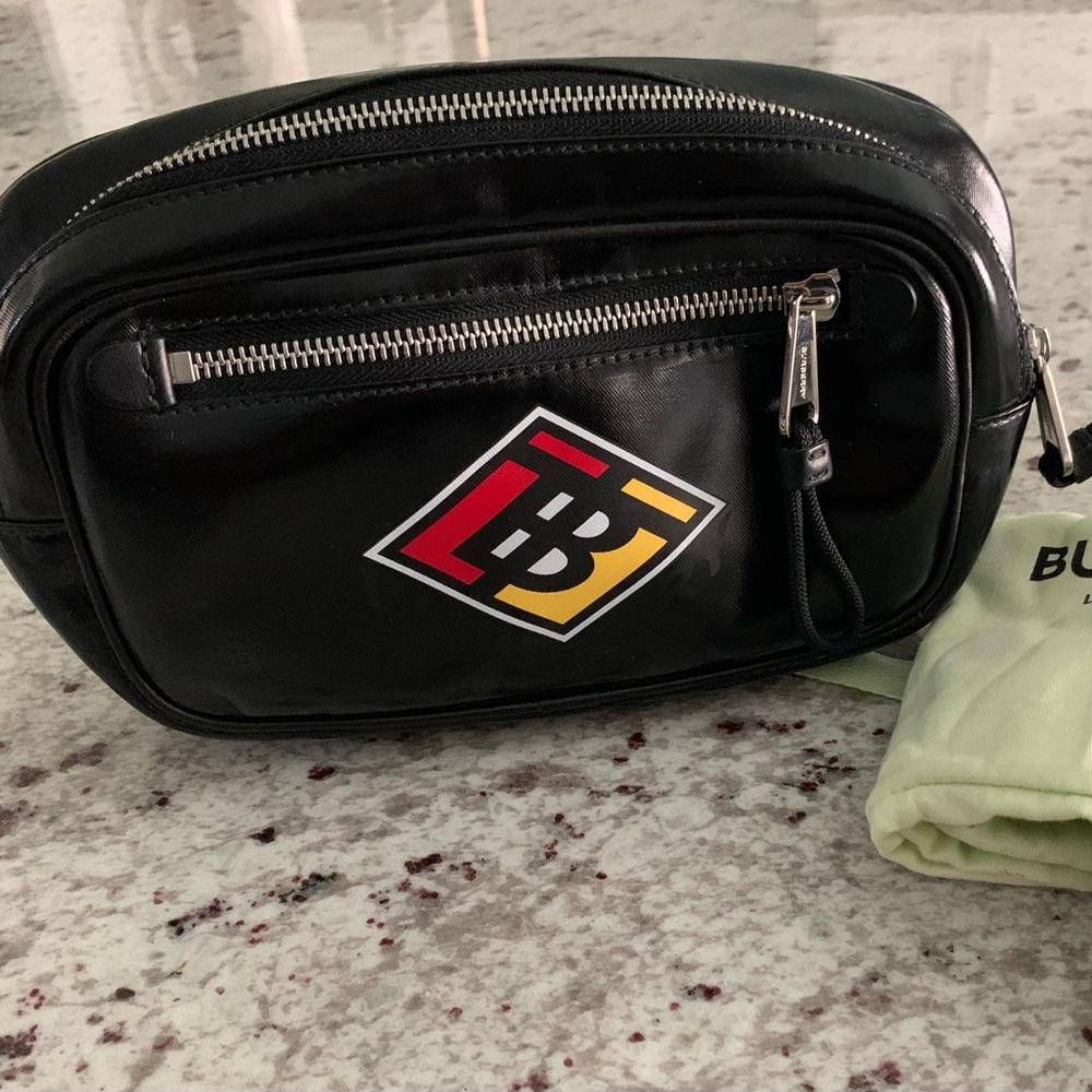 Authentic BURBERRY Logo Bum Bag Fanny Pack Belt Bag